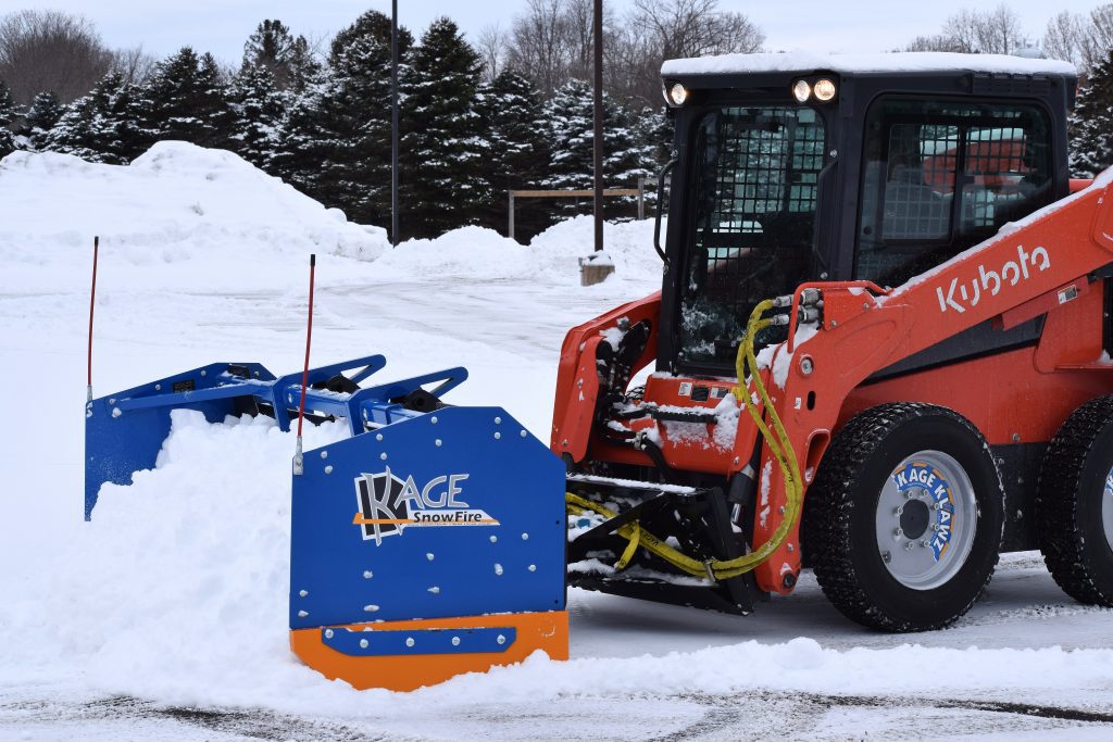 Kage Snow Pusher with containment box