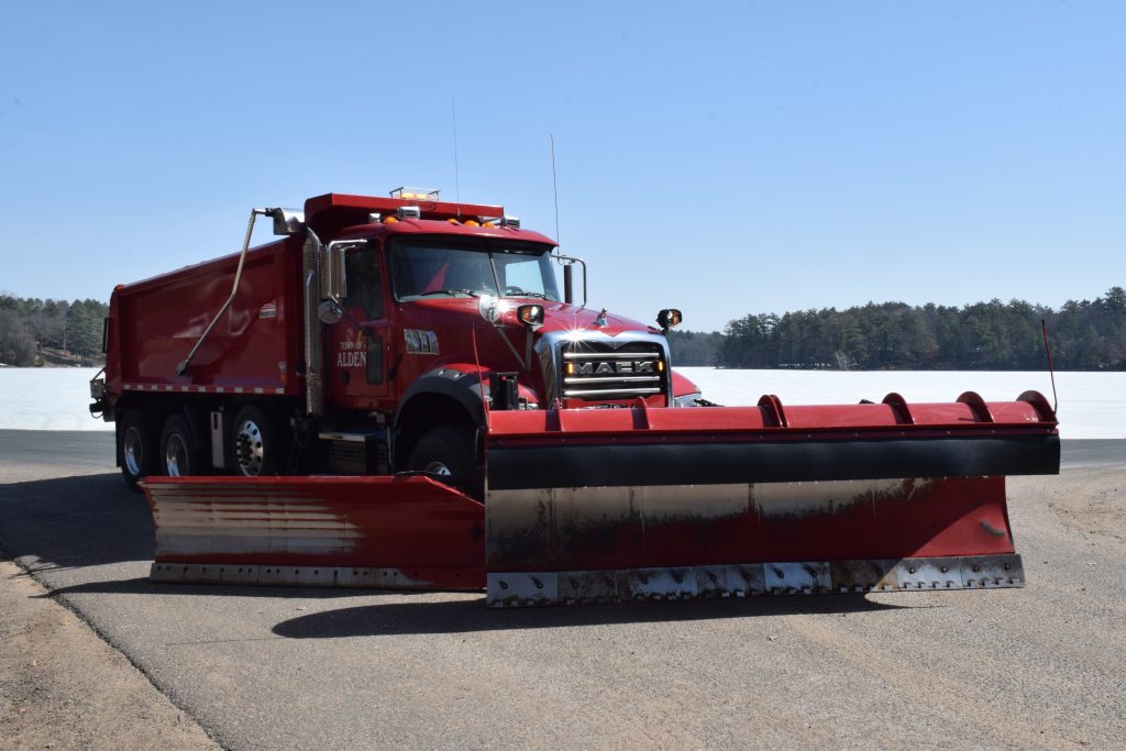 Side Mounted Wing Plow for Municipal Plow Trucks