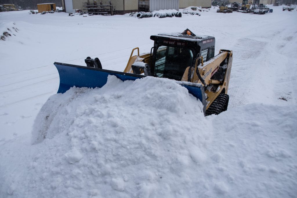 SnowFire Blade Stacking Snow