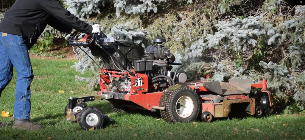 360 degree swivel of Wheel Kaddy 360 mower sulky
